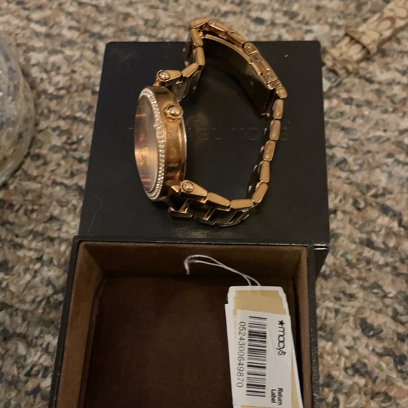 Brand new Michael Kors Rosa gold watch main image 7